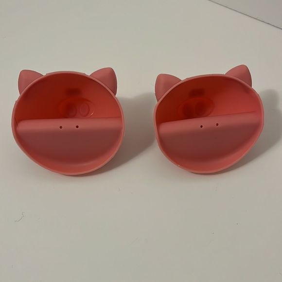 ⭐️3/$15 Pig kitchen bundle - Picture 6 of 7